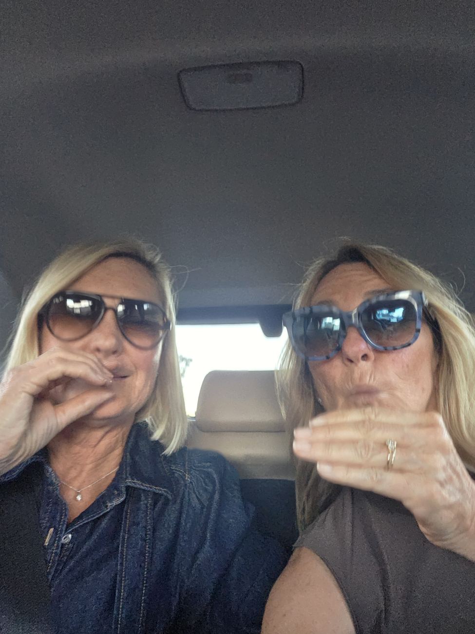 The back seat, nine past five
